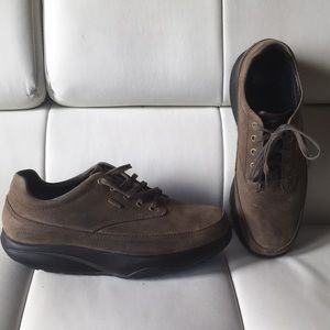 MBT Gore Tex Waterproof Shoes Size 11 / 11 ½ 45